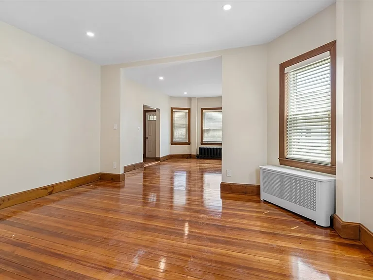 62 Vernal St #3 — Photo 16