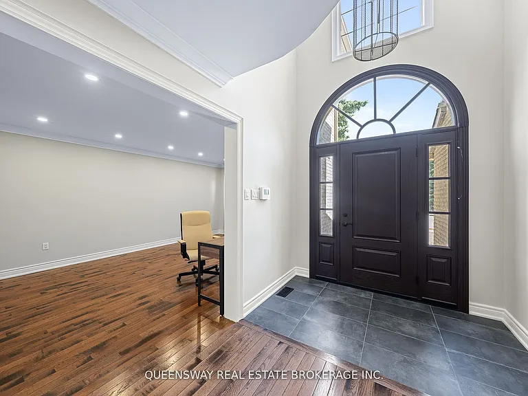 619 Culler Mews — Photo 9