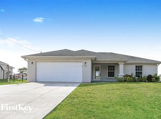 824 Durden Pkwy, Cape Coral, FL 33909
