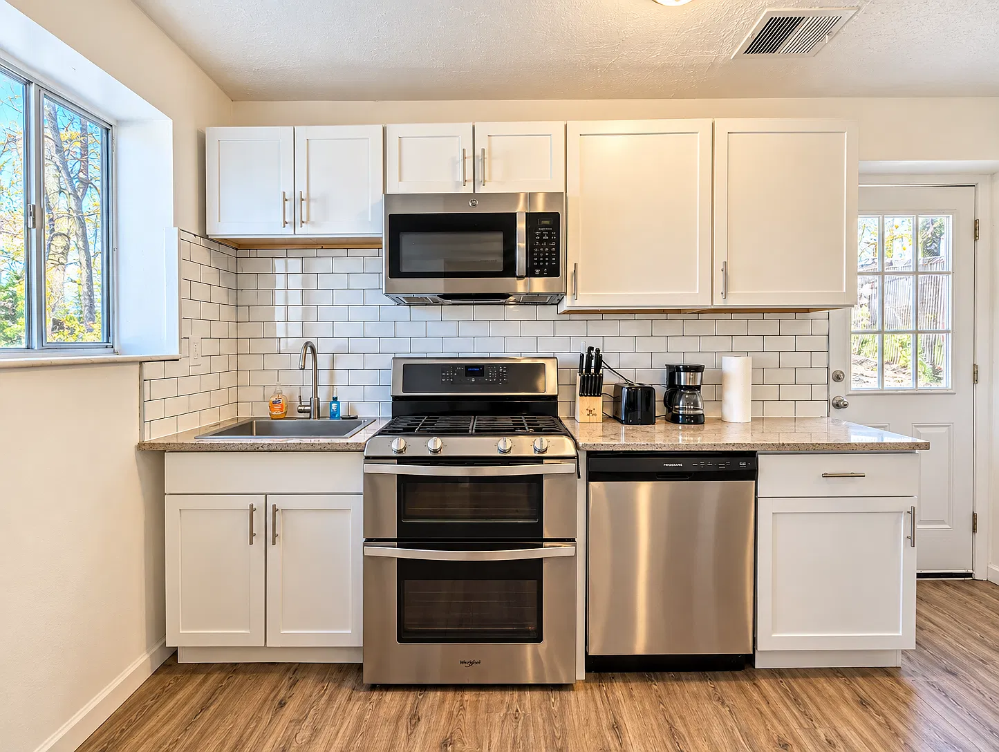 1 bed, $1,095 — Photo 3
