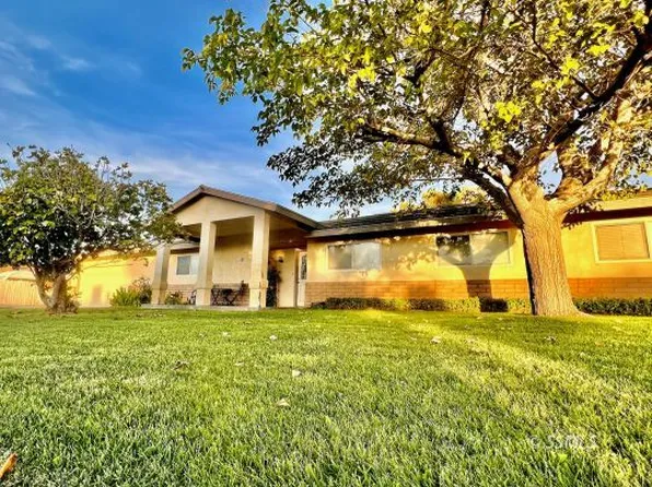 1126 N Sierra View St, Ridgecrest, CA 93555