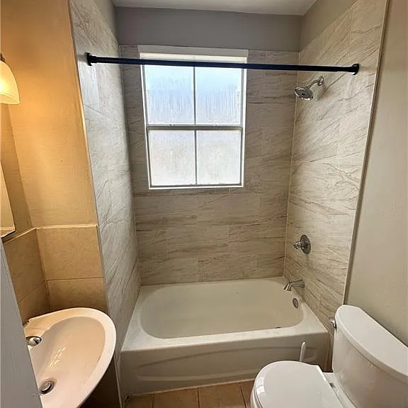 8629 Nelson St — Photo 4