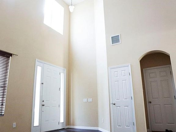 3rd image of 400 Michigan Estates Cir