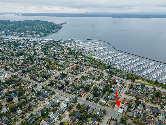 5th image of 3202 NW 75th St #3202