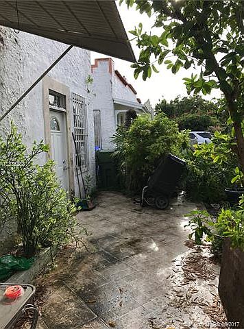 2nd image of 546 NW 50th St