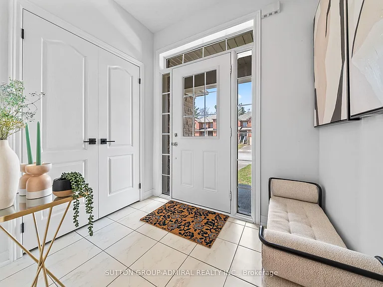 23 Greenwood Dr — Photo 3