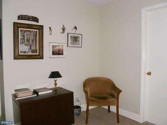 3rd image of 2401 Pennsylvania Ave APT 19A1