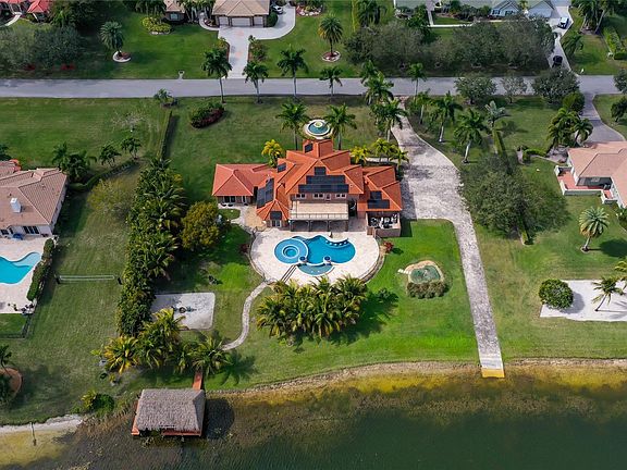 3rd image of 5660 Lago Del Sol Drive