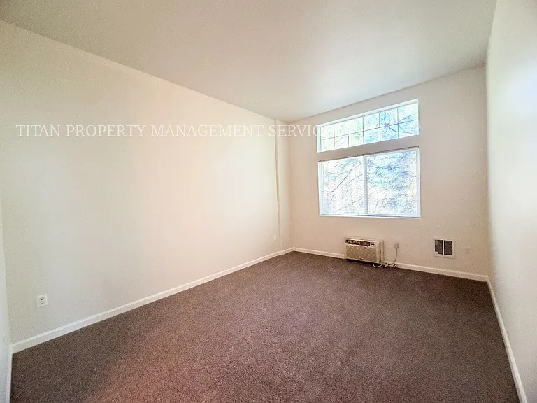 10871 SW Canterbury Ln #204 — Photo 13
