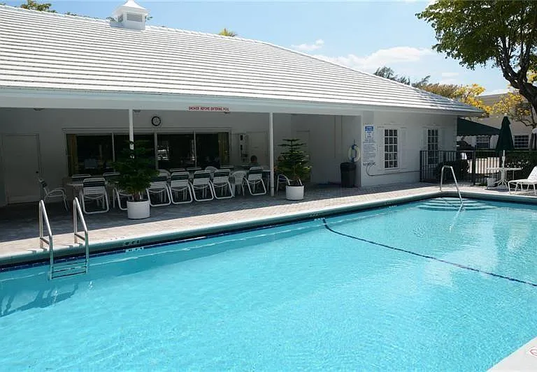 6499 Bay Club Dr #2 — Photo 25