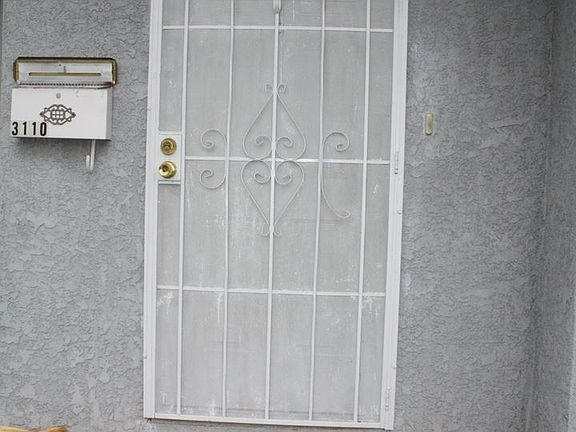 5th image of 3110 Magnolia Ave