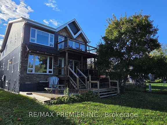 4th image of 1651 Peninsula Point Rd