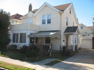 16 N Fredericksburg Ave, Ventnor City, NJ 08406