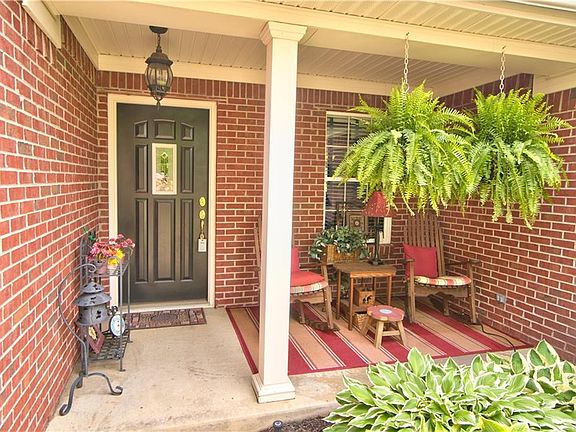4th image of 16044 Arbor Grove Blvd