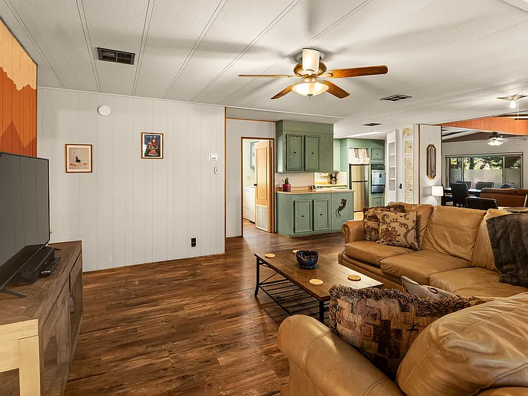 155 Stardust Ln — Photo 37