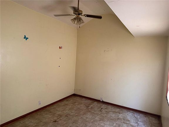 4th image of 1522 Wilson Ave