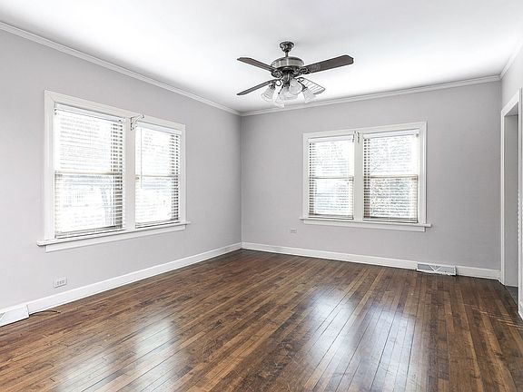 3rd image of 223 Bryant Ave
