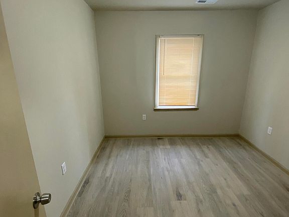 5th image of 3999 Richard Gordon Hatcher Blvd