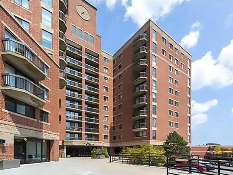 15 N Beacon St #801 — Photo 1