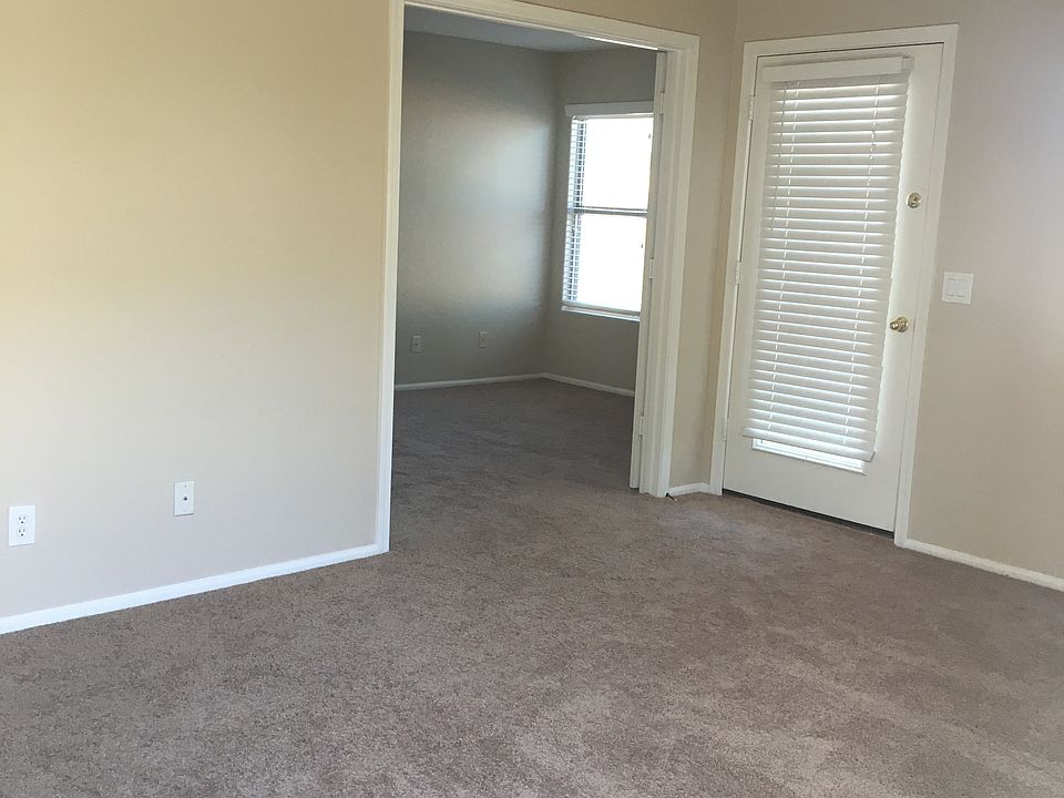 2nd image of 3465 S Adelle