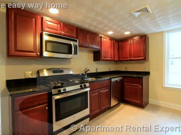 6 Douglass St, Cambridge, MA