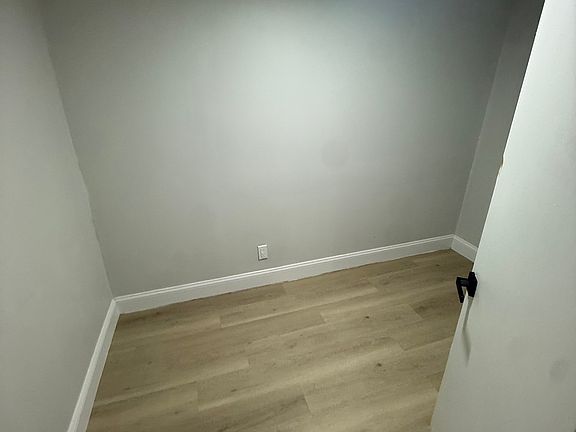 5th image of 539 Scotland Rd #1L