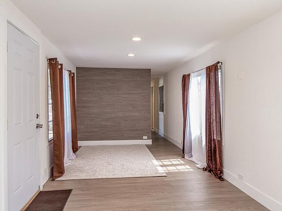4th image of 540 Bonita Ave Space 714