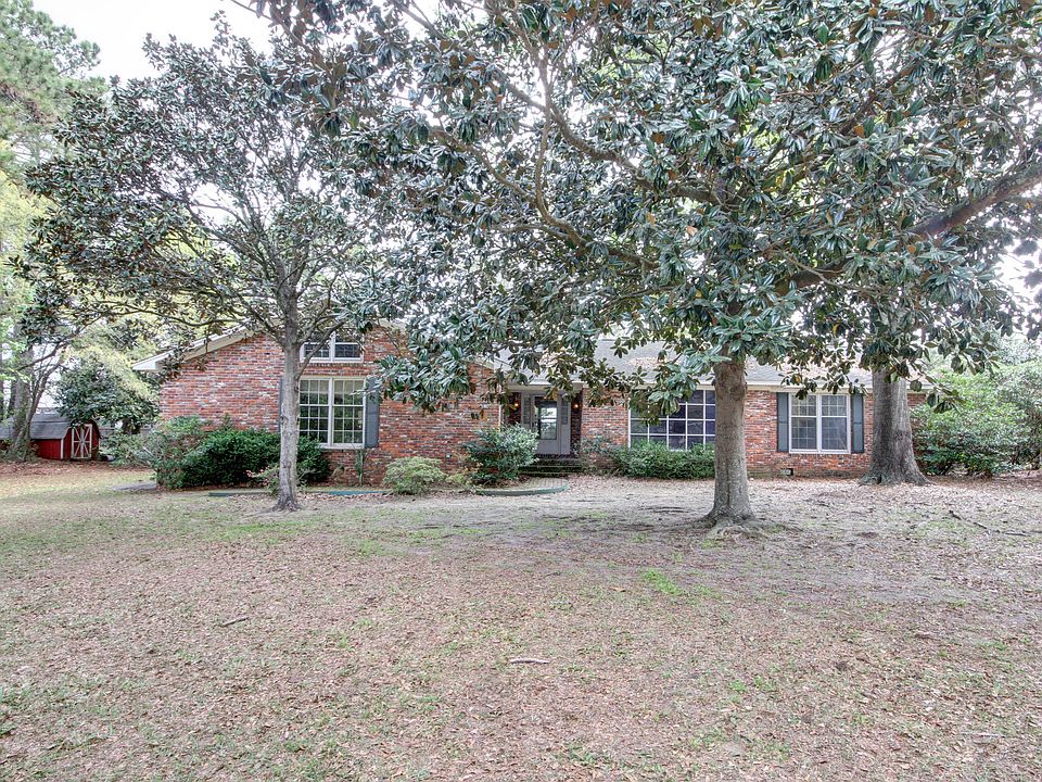 1st image of 610 E Hobcaw Dr