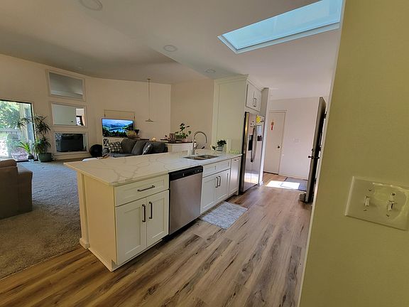 5th image of 2163 Pauline Ct