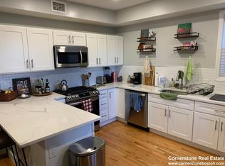 19 Washburn St APT 1, Dorchester, MA 02125