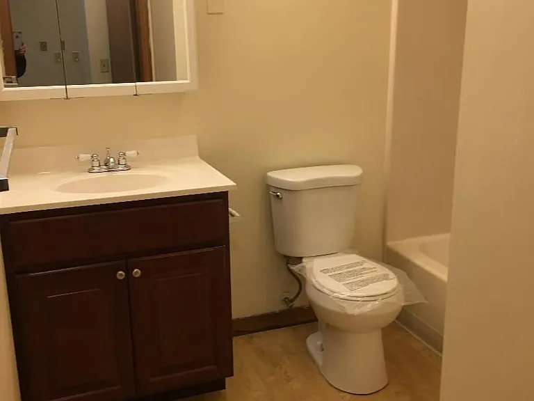 52 Village Green Rd — Photo 8