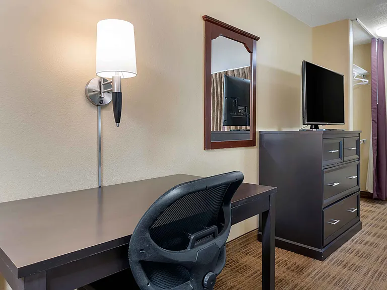 Studio Suite - 1 King Bed