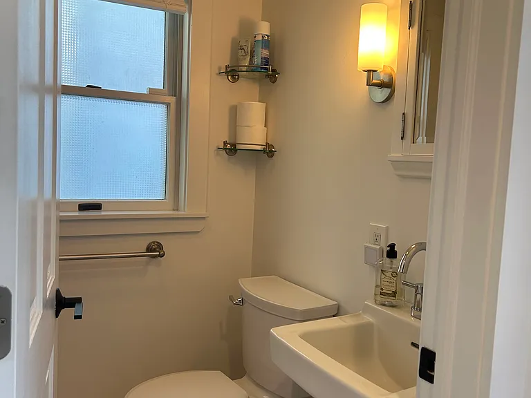 293 Giants Neck Rd — Photo 23