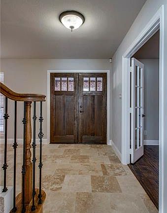 2nd image of 1215 Whispering Ln