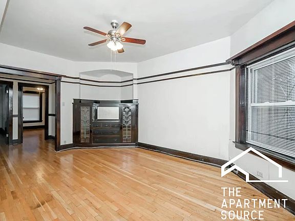 2nd image of 330 W Dickens Ave APT 25