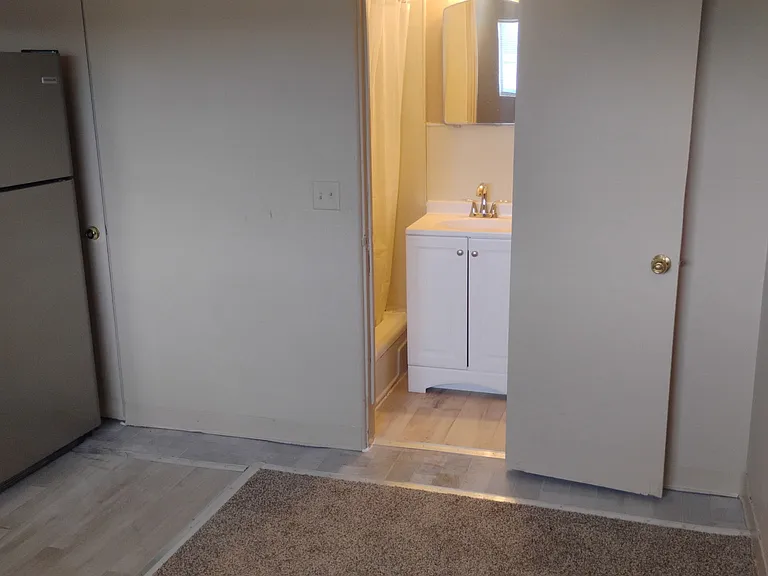 1639 Basin St SW #24 — Photo 10