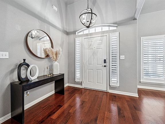 4th image of 507 Mattie Ln