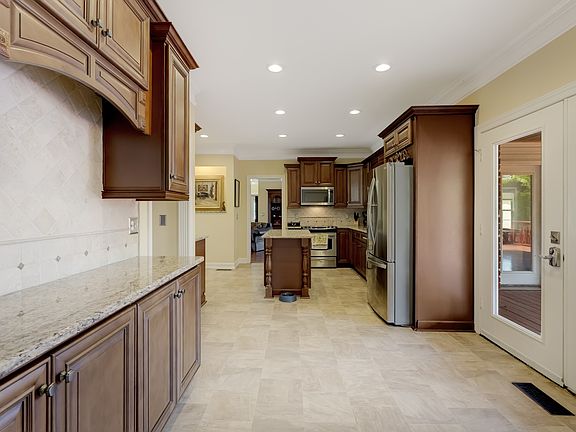 15th image of 1446 Kittrell Rd