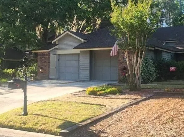 617 Wells Landing Dr, Orange Park, FL 32073