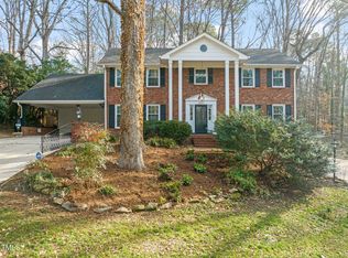5620 Winthrop Dr, Raleigh, NC 27612