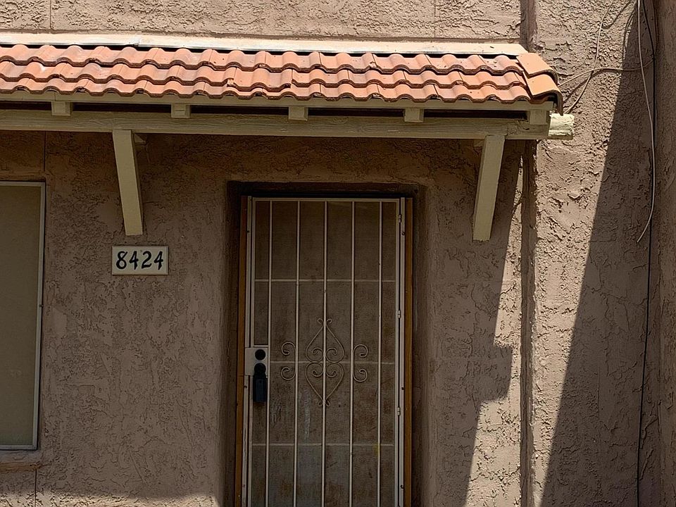 1st image of 8424 N 32nd Ln