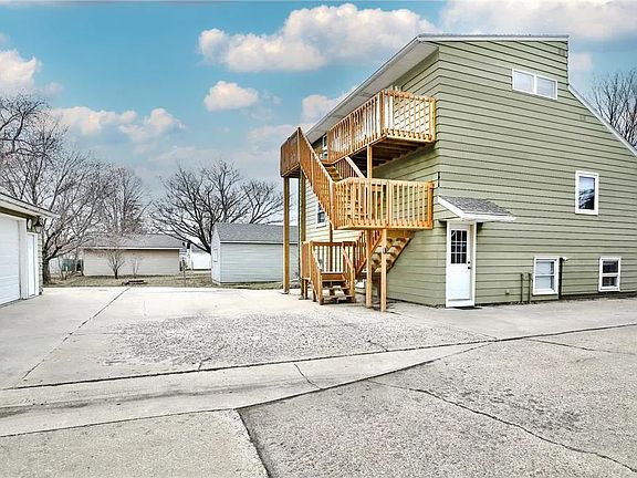 2nd image of 511 13th Ave SW #1