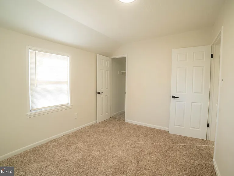 2409 Greeley Pl — Photo 18