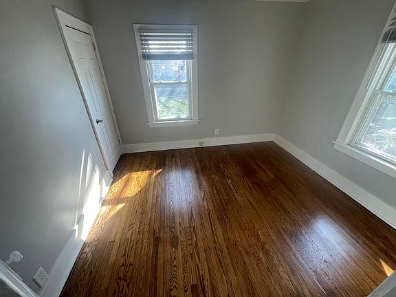 5th image of 531 S Kenwood Ave
