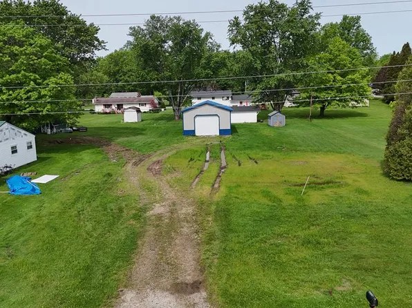987 Becky Dr, Mansfield, OH 44905
