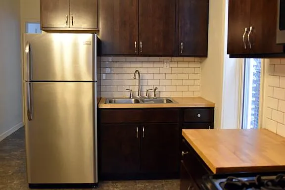 2060 N California Ave #1 — Photo 13