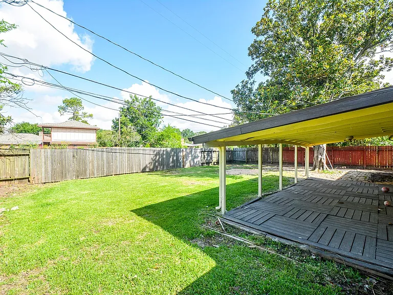7222 Pella Dr — Photo 19