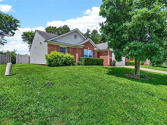 2nd image of 1301 Chicory Way