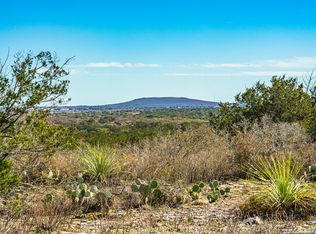 113 County Road 429b, Uvalde, TX 78801