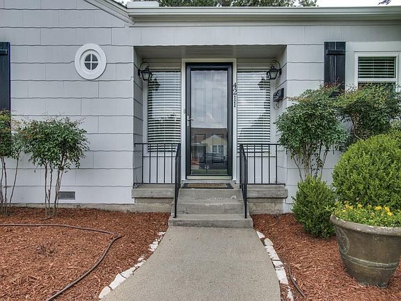 3rd image of 4211 Locke Ave